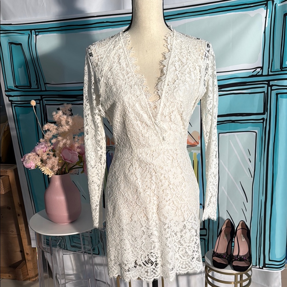 Iro Elegant White Lace Dress